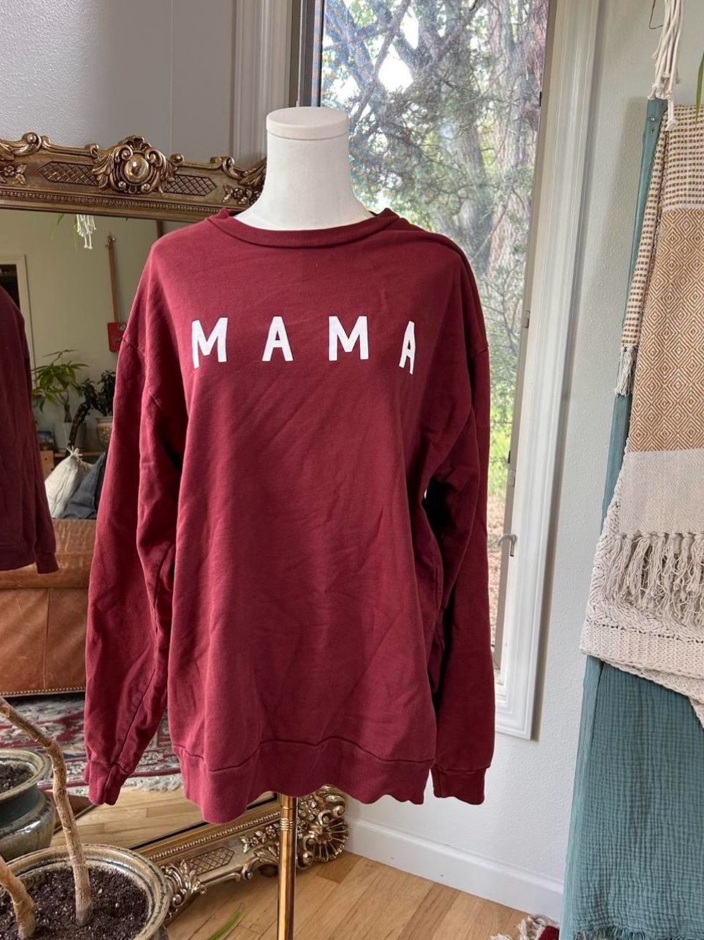 Little Bipsy Maroon 'MAMA' Crewneck